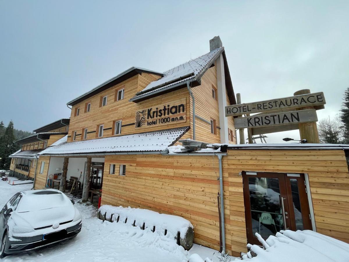 Hotel Kristian Kubova Huť Exterior foto